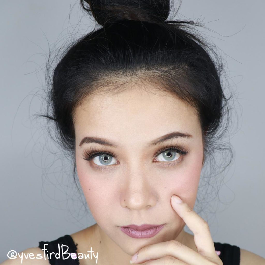 Pitchy Gray Monthly Colored Contacts - Image 5
