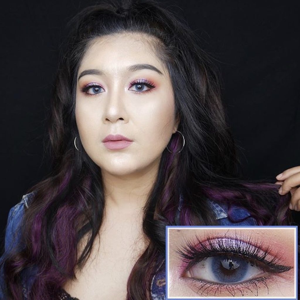 EOS Hidrocor Blue Monthly Colored Contacts - Image 2