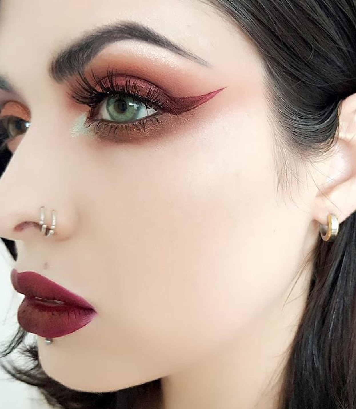 Pitchy Batis Green Monthly Colored Contacts - Image 10