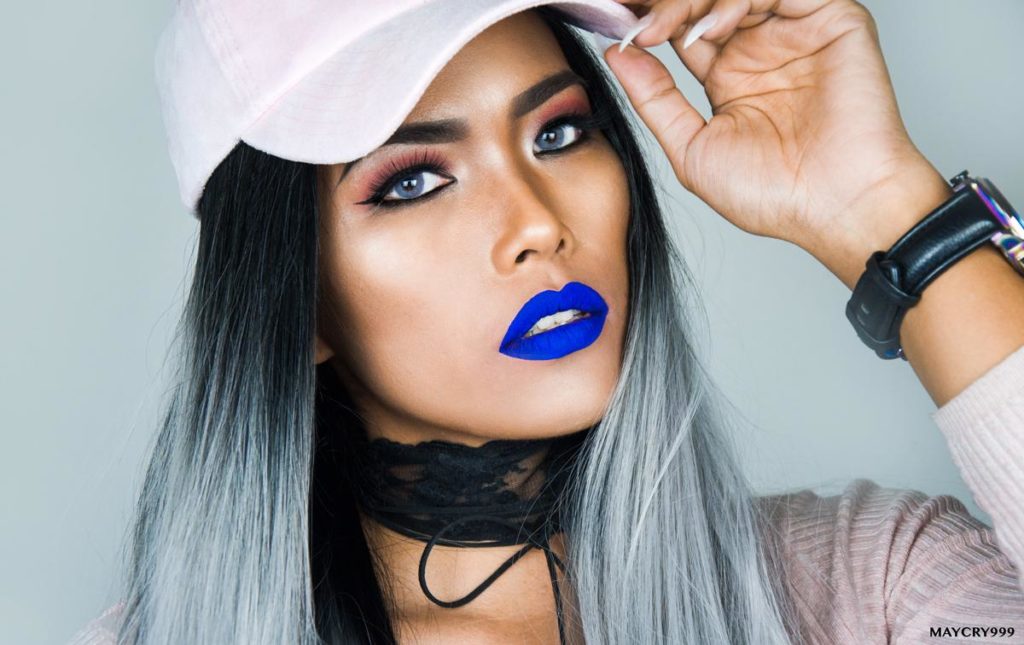 Pitchy Spatax Gray Monthly Colored Contacts - Image 6