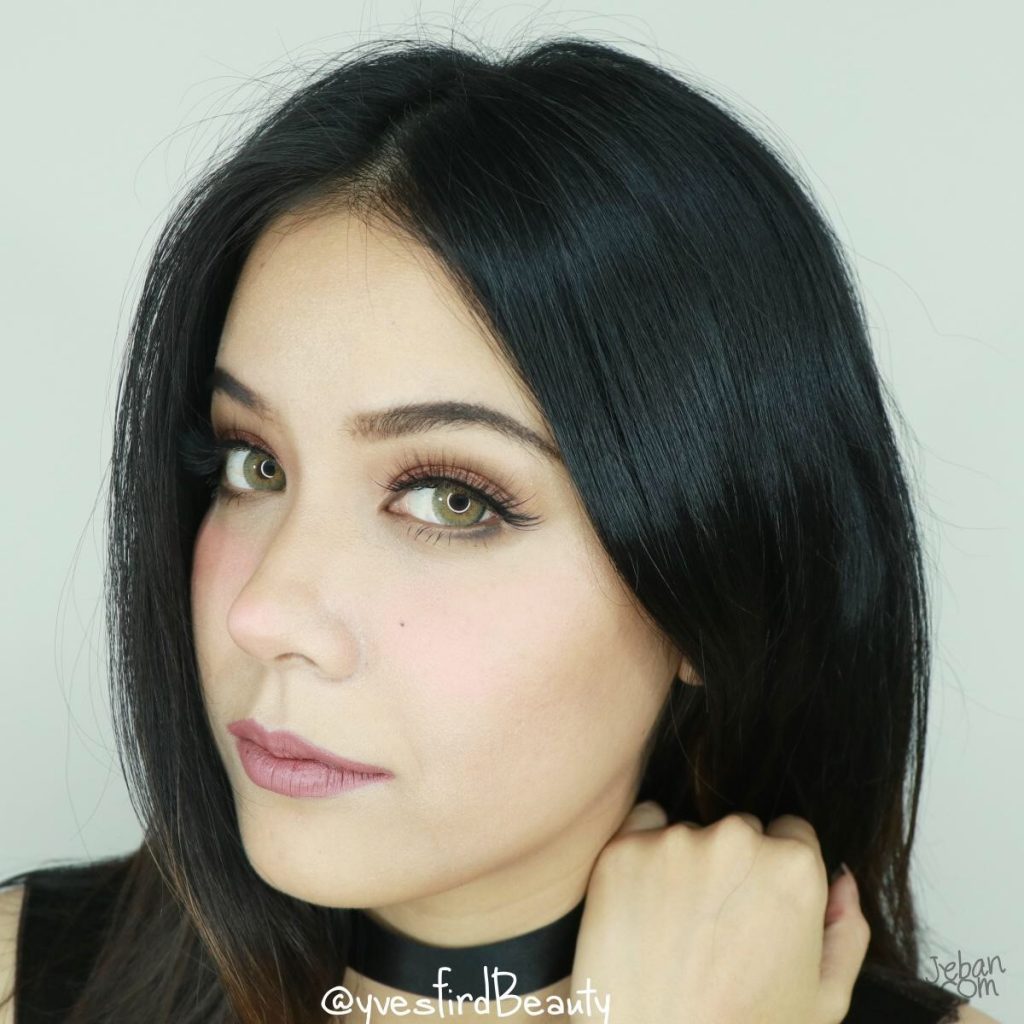 Solona 3T Brown Monthly Colored Contacts - Image 3