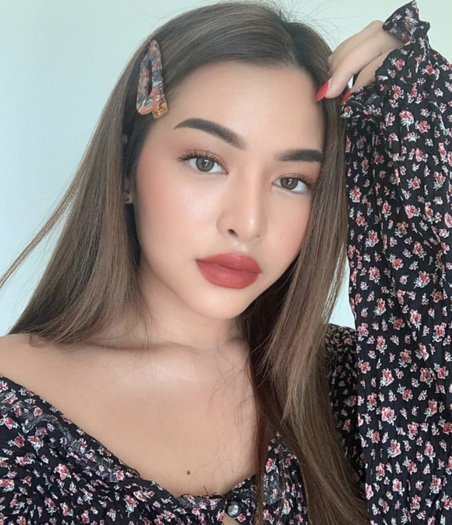 Canna Roze Beige Light Brown Yearly Colored Contacts - Image 9