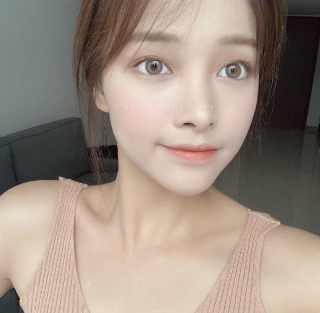 Sisse Summer Brown Monthly Colored Contacts - Image 10