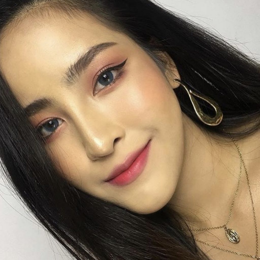 Dreamcolor Nobluk Blue Monthly Colored Contacts - Image 6