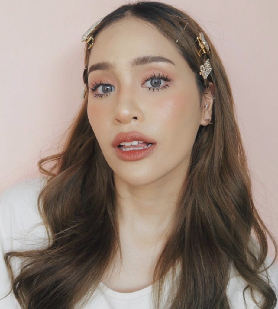 Adele Brown Monthly Colored Contacts - Image 2