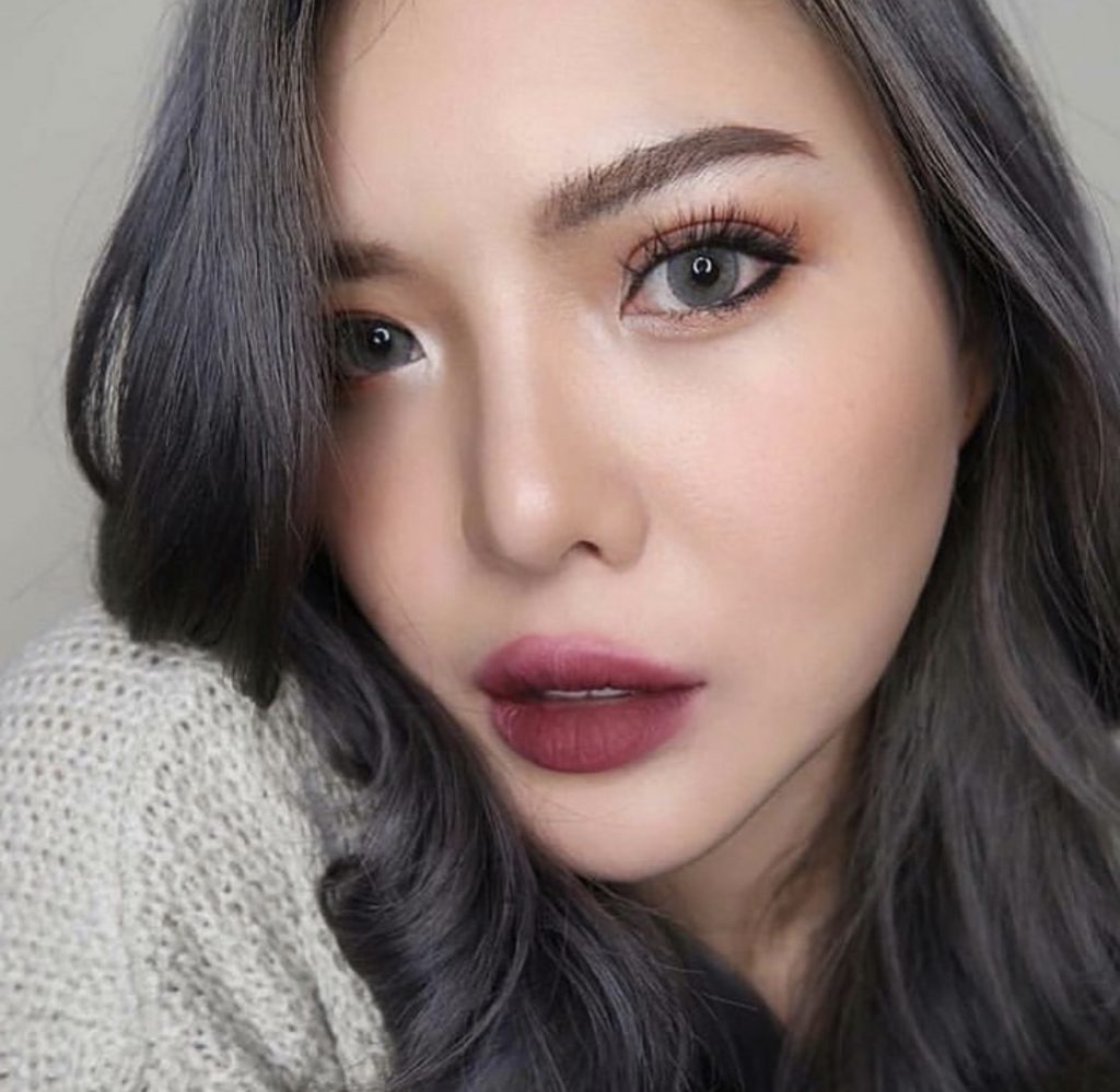 Dreamcolor Nobluk Gray Monthly Colored Contacts - Image 3