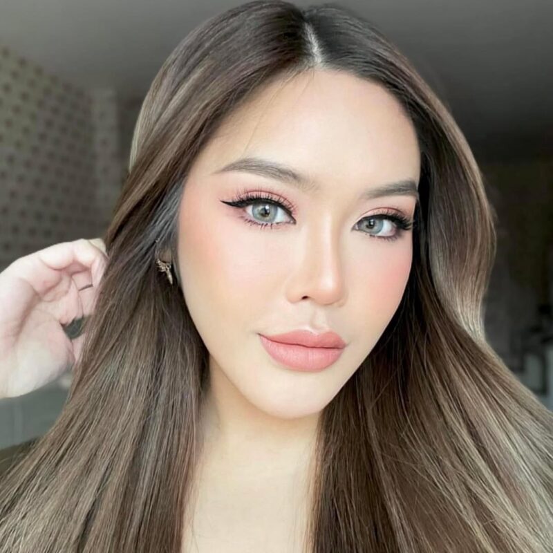 Dreamcolor Moonwalk Gray Monthly Colored Contacts - Image 14