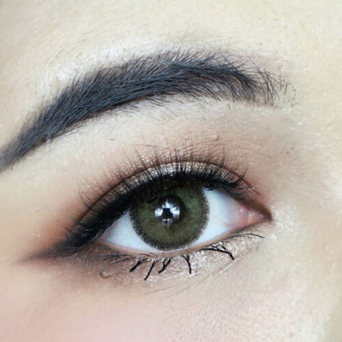 Dreamcolor Nobluk Brown colored contacts for dark eyes deliver strong color payoff with smooth blending and vibrant finish.