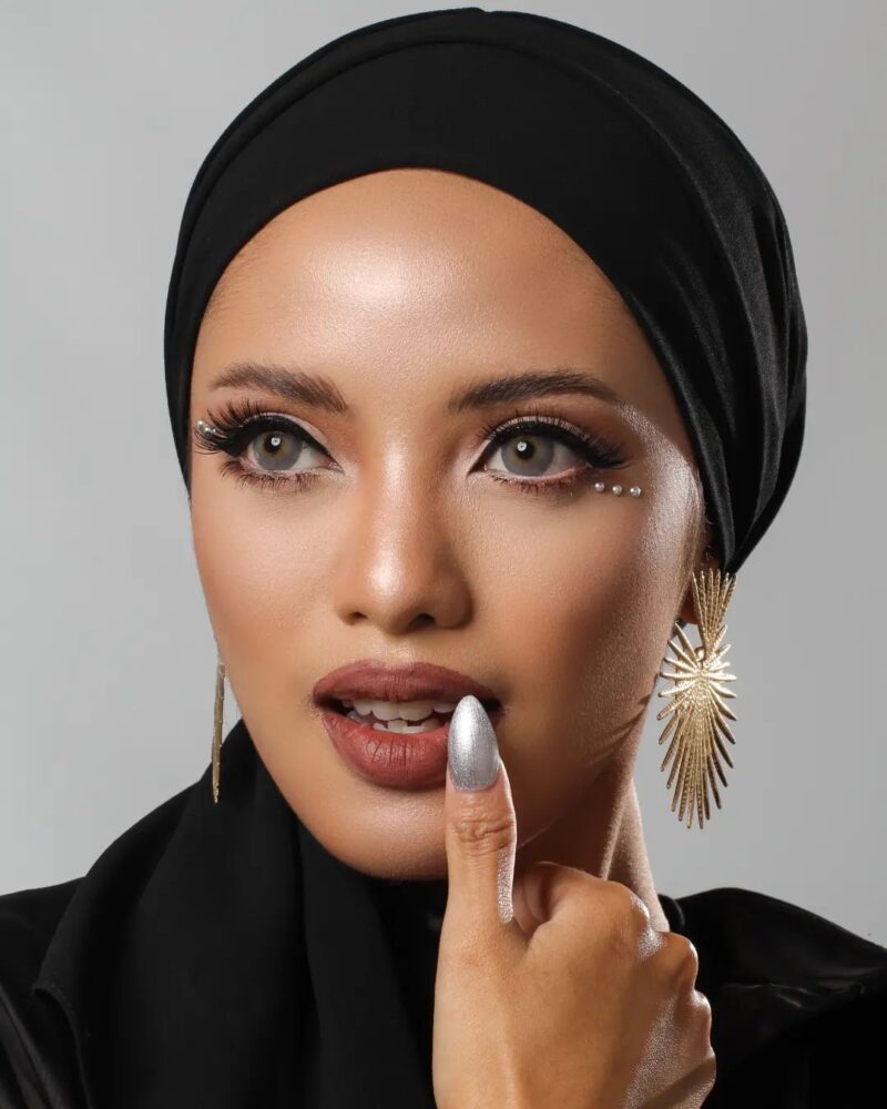 Dreamcolor Moonwalk Gray Monthly Colored Contacts - Image 5