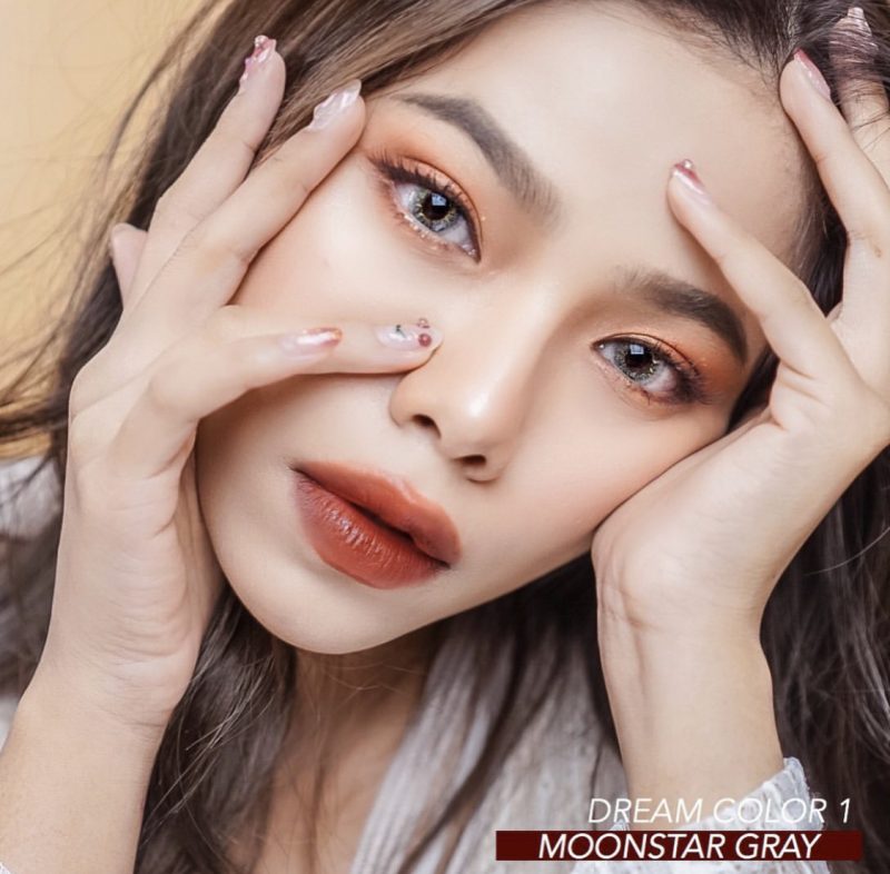 Dreamcolor Moonstar Gray Monthly Colored Contacts - Image 2