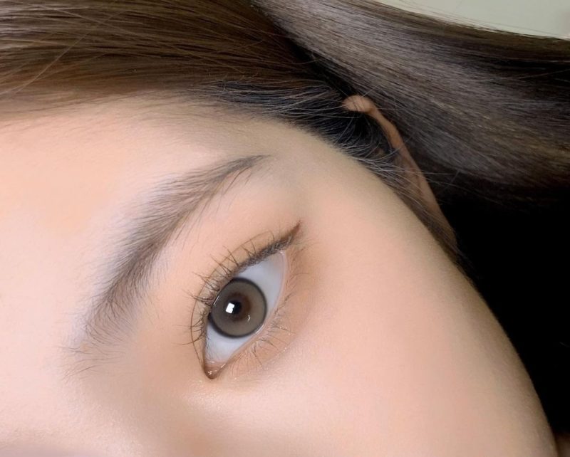Uria Earl Gray Yearly Colored Contacts - Image 5