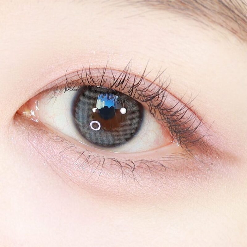 Uria Mul Gray Yearly Colored Contacts - Image 10