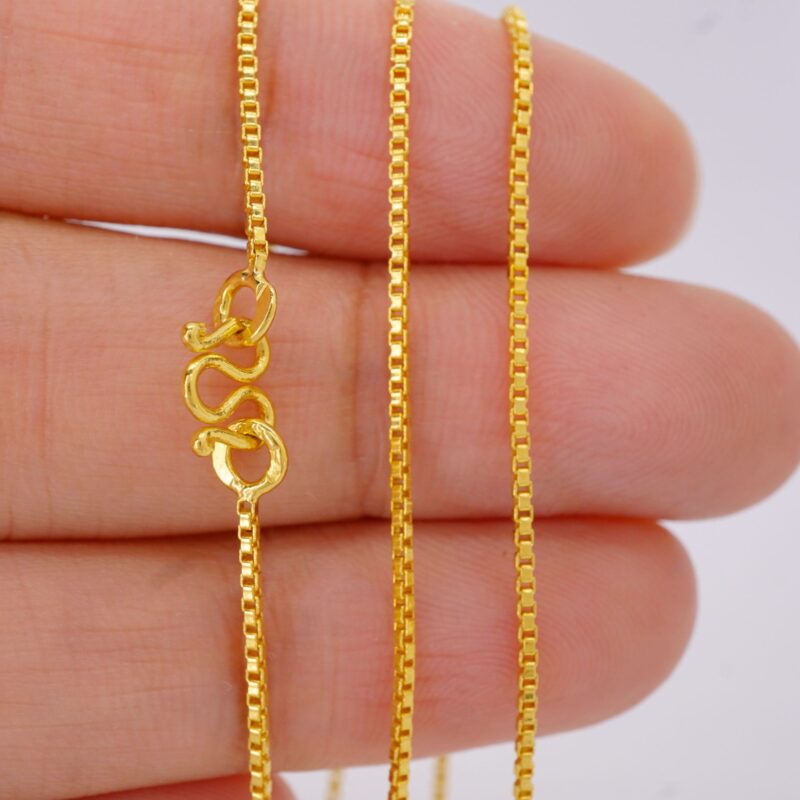 22K Solid Gold Box Chain Necklace - Image 6