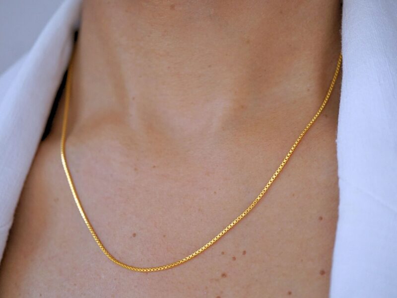 22K Solid Gold Box Chain Necklace - Image 3