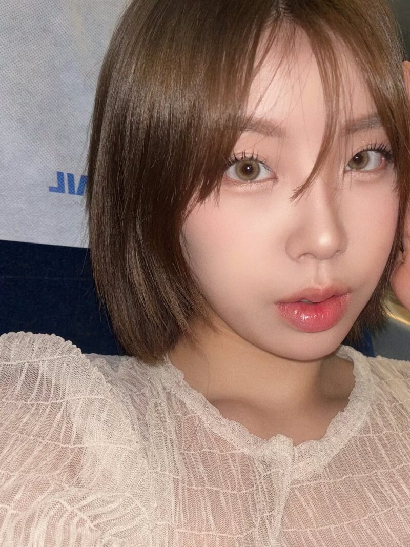 Uria Siamese Beige Brown Cat Eye 6-Month Colored Contacts - Image 5