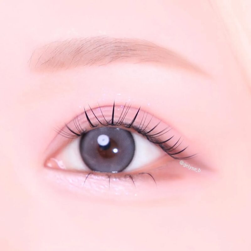 Hug Me Gray 6-Month Colored Contacts - Image 8