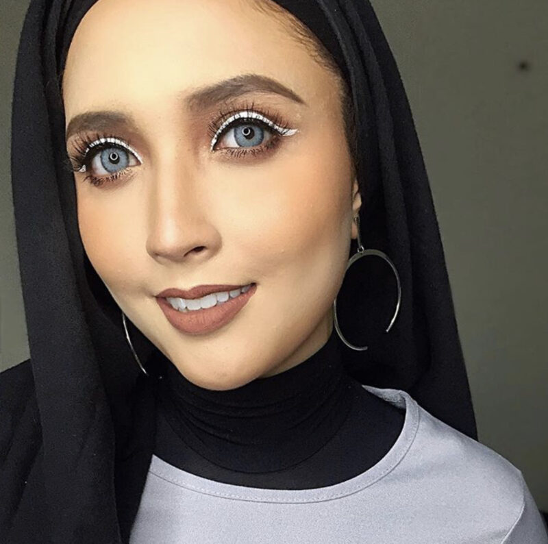 Dreamcolor Teresa Blue Monthly Colored Contacts - Image 8