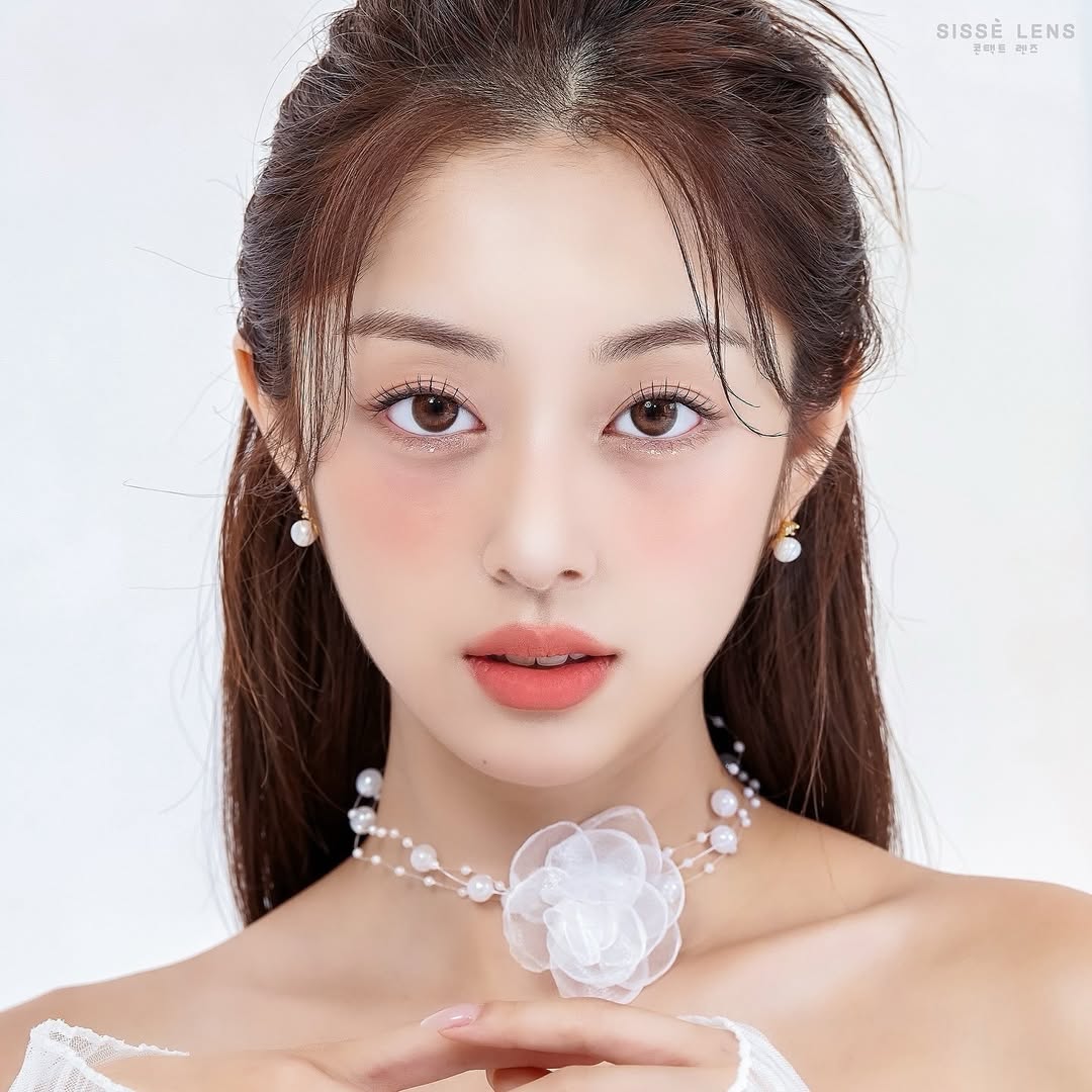 Jeje bronze pearl monthly colored contacts