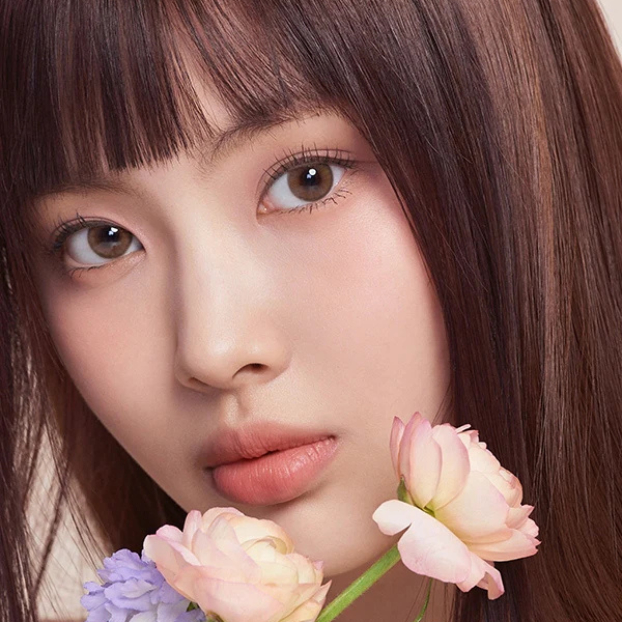 OLENS French Shine Hazel monthly colored contacts. Warm hazel tone with soft shine, natural blend, no harsh ring. Available 0.00 to -8.00, including plano.