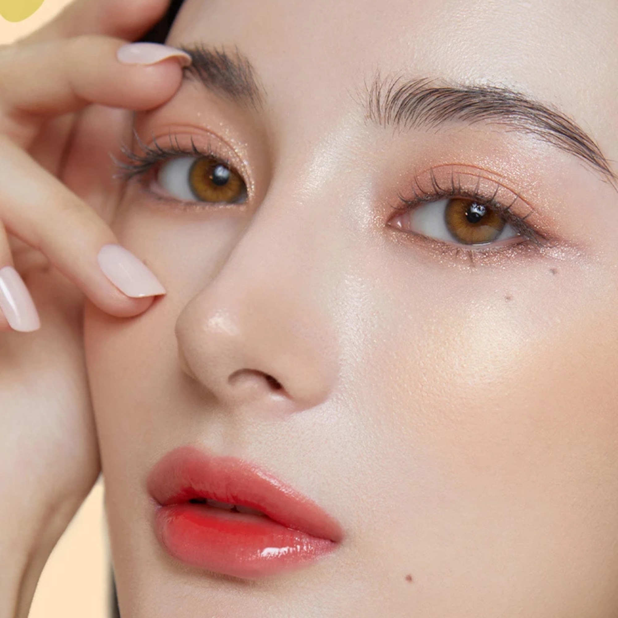 OLENS Scandi Hazel monthly colored contacts for dark eyes. Soft hazel blend, natural look, no harsh ring. Korean FDA-approved. Powers 0.00 to -8.00.OLENS Scandi Hazel monthly colored contacts for dark eyes. Soft hazel blend, natural look, no harsh ring. Korean FDA-approved. Powers 0.00 to -8.00.
