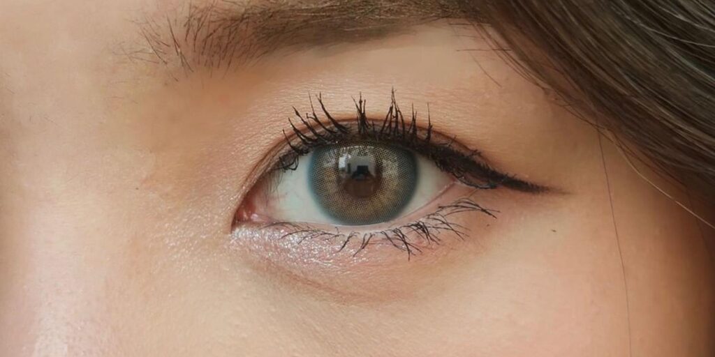 Explore Kitty Kawaii Cemore Blue Monthly Colored Contacts. For dramatic, vibrant, & realistic blue eyes. Available plano & prescription (0.00 to -10.00) for a stunning transformation.