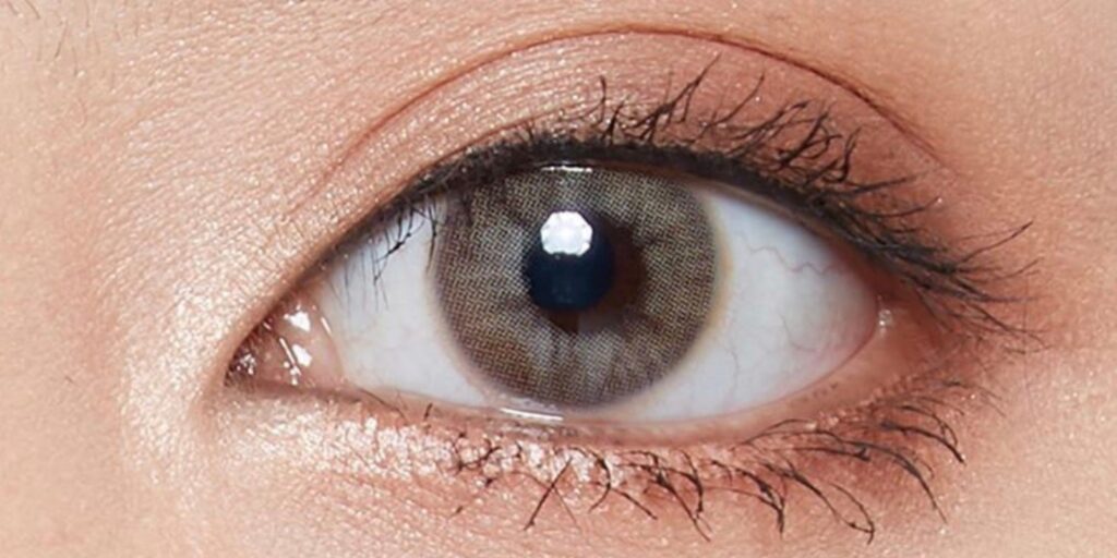 Kitty Kawaii Ava Brown colored contacts for dark eyes enhance your eyes with a bright brown tone that adds warmth and a clear, glowing effect. 0.00 to -10.00.