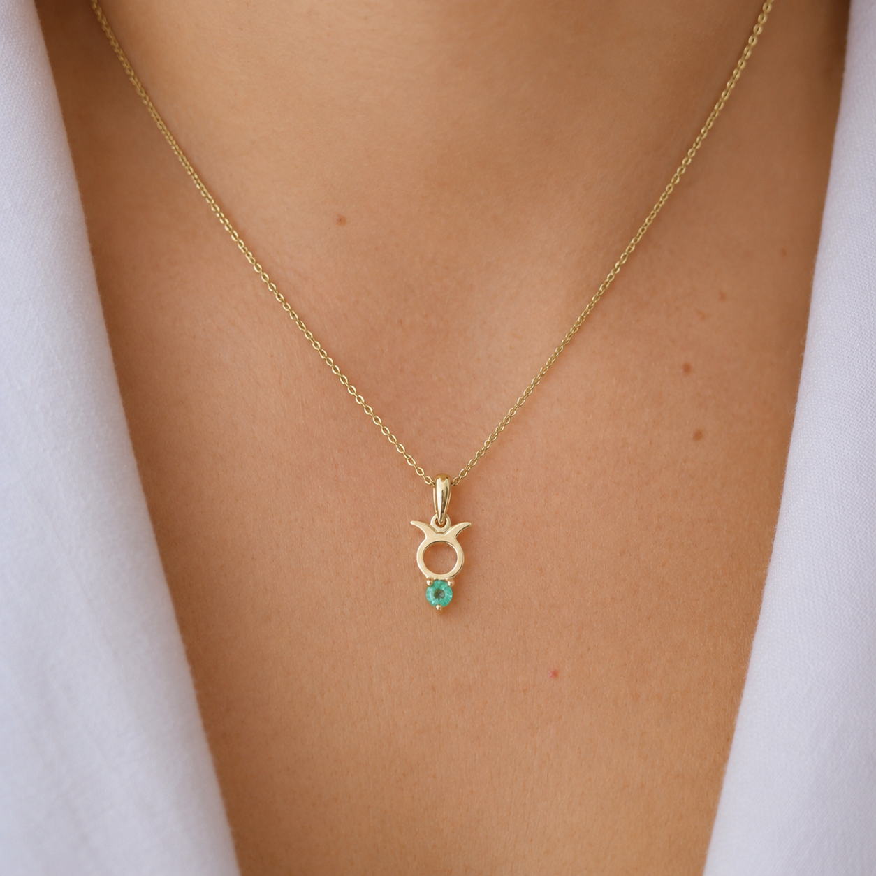 10K gold Taurus pendant